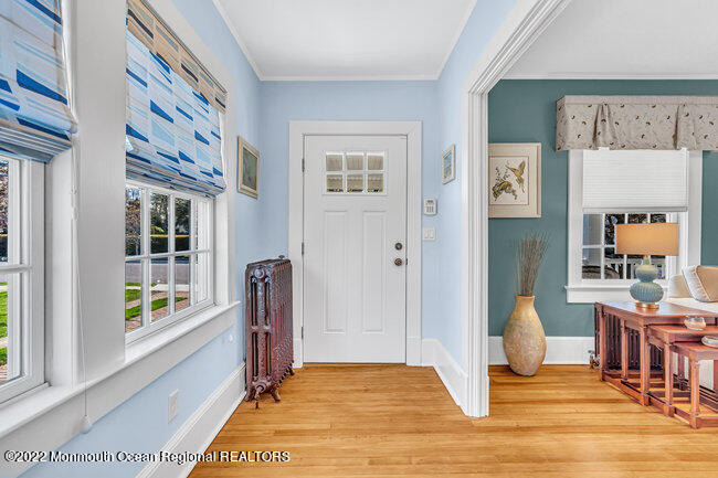 1405 4th Avenue - Photo 3