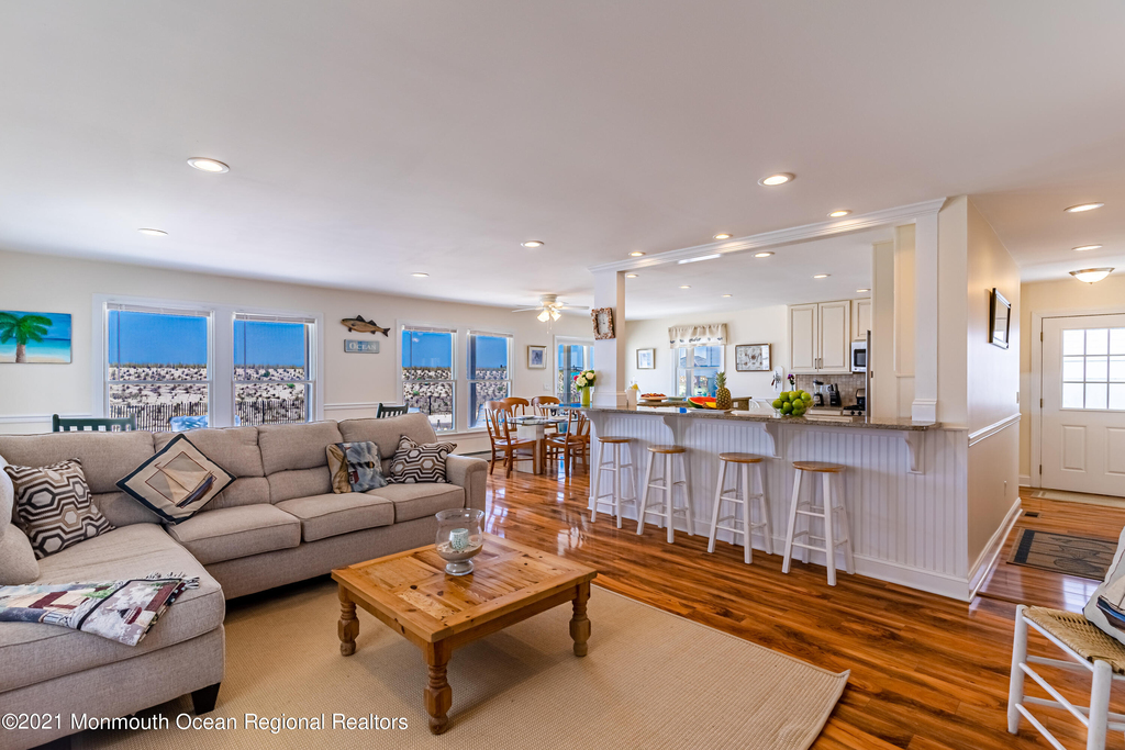 1404 Oceanfront - Photo 23