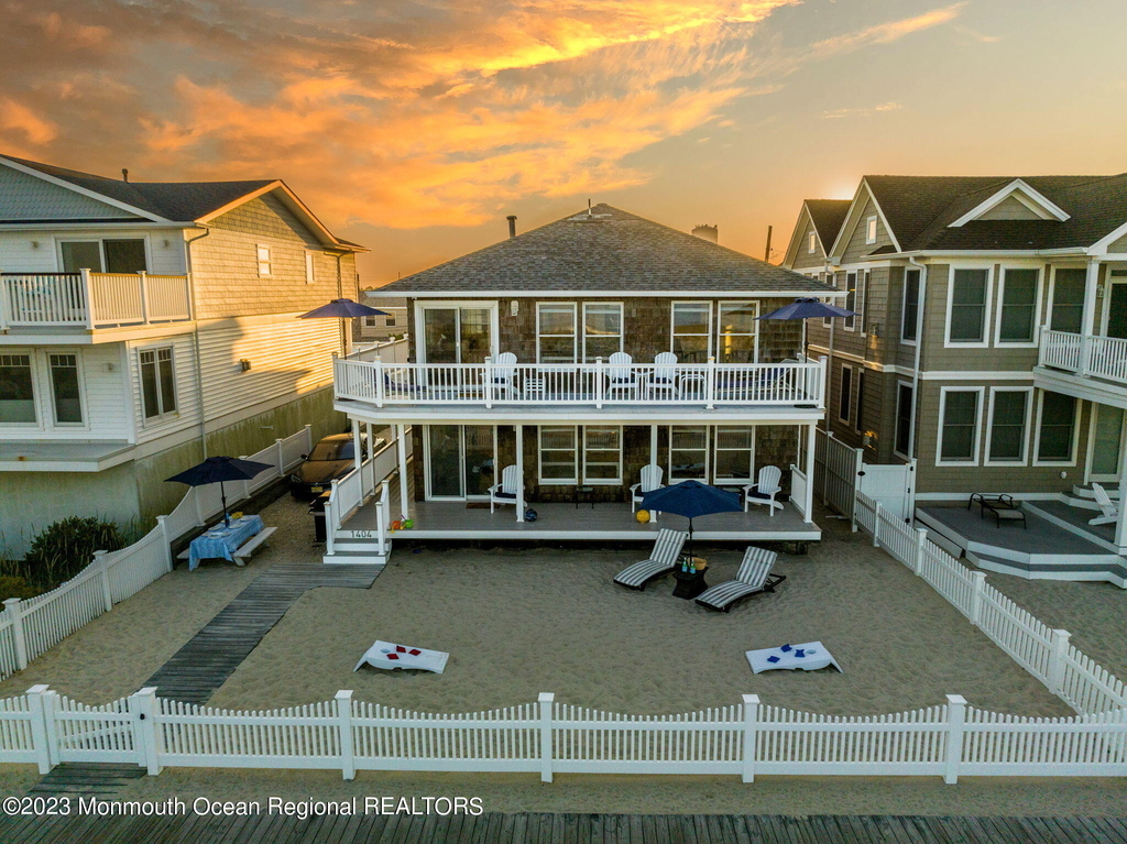 1404 Oceanfront - Photo 0
