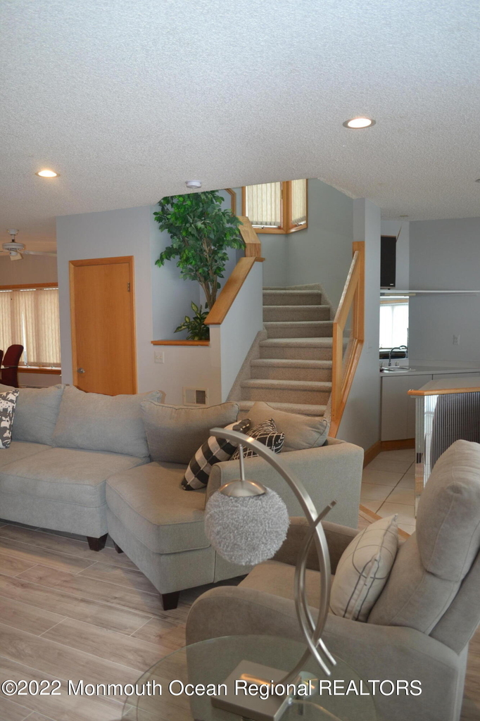 106 Oceanfront - Photo 14