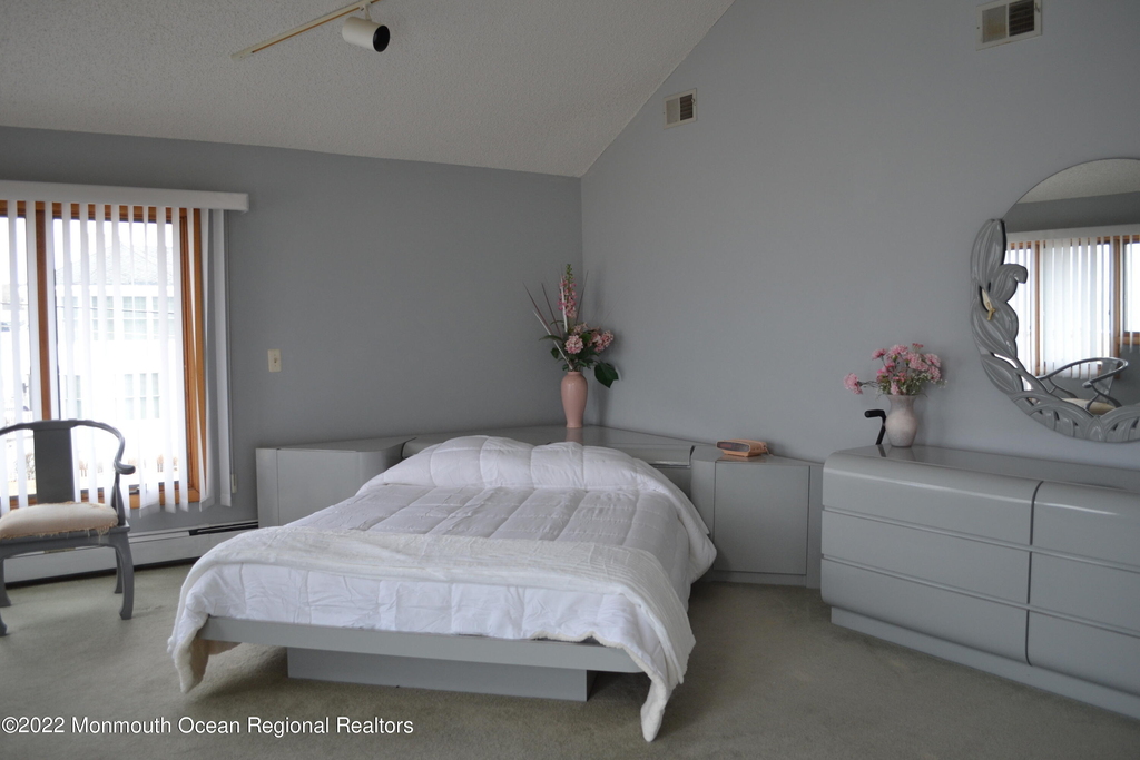 106 Oceanfront - Photo 28
