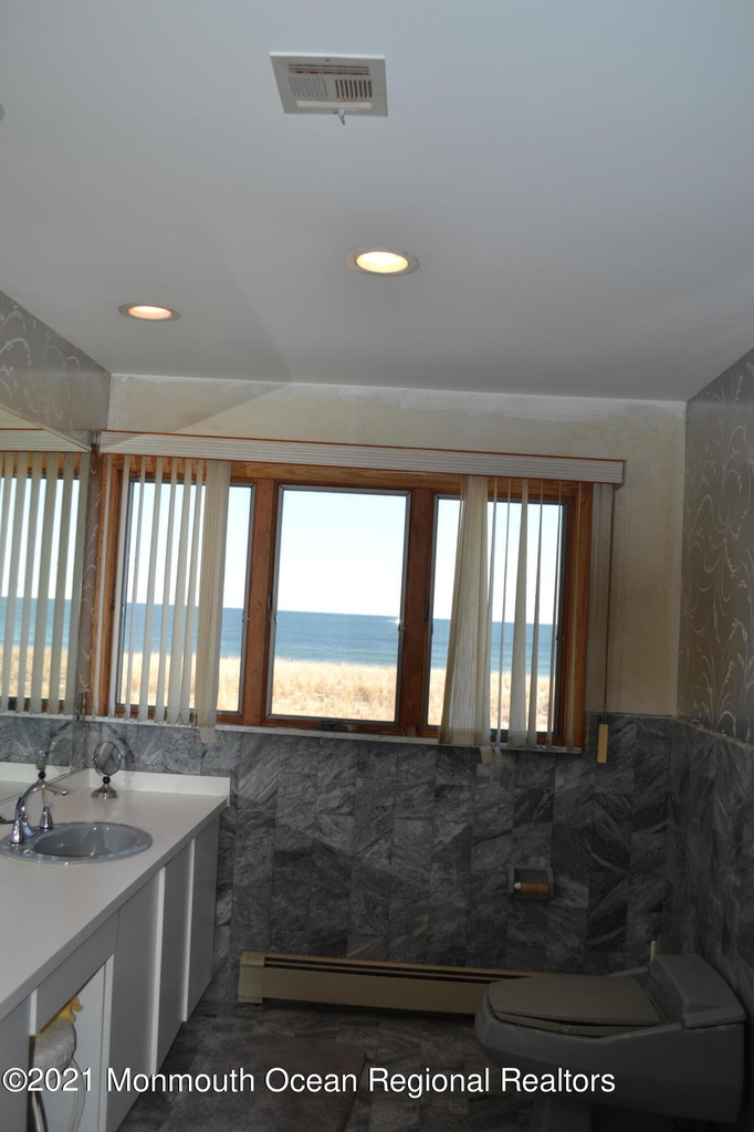 106 Oceanfront - Photo 34