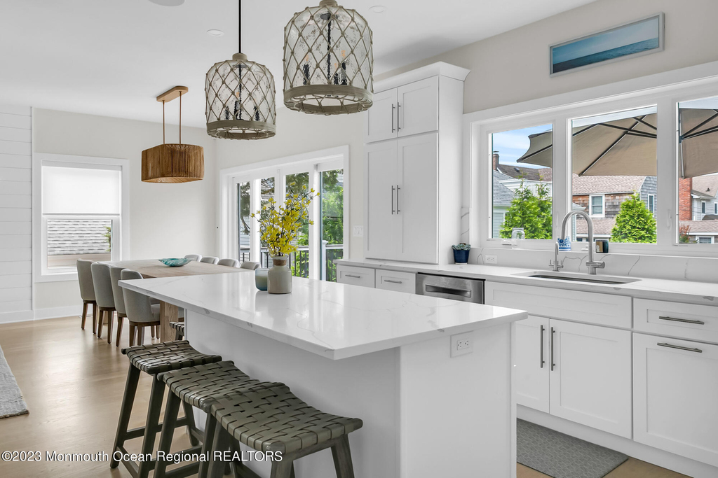 516 Club Drive - Photo 4