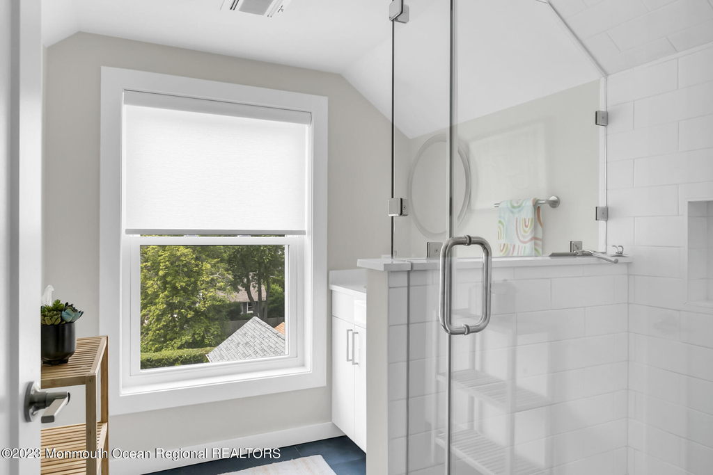 516 Club Drive - Photo 19