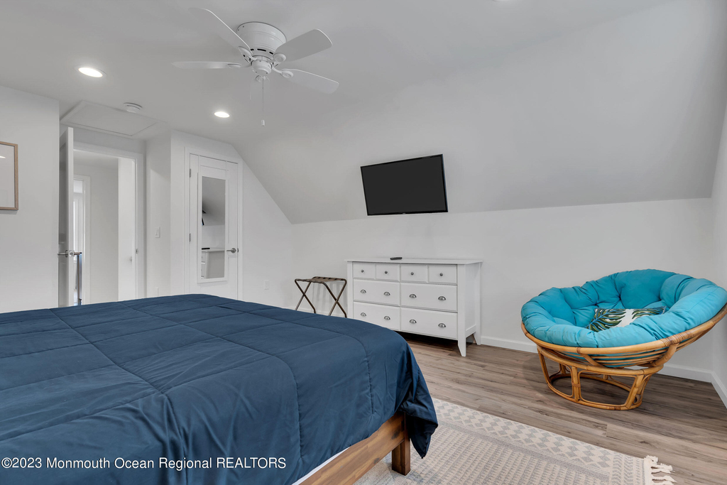 24 Virginia Avenue - Photo 23
