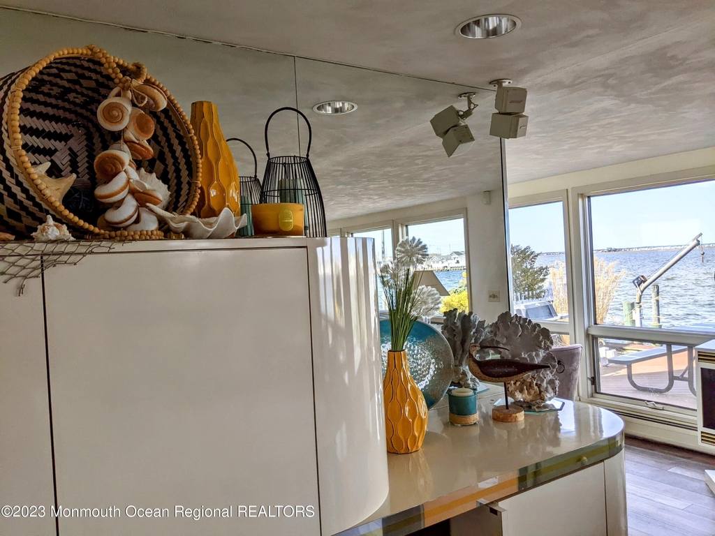 289 Monterey Circle - Photo 19