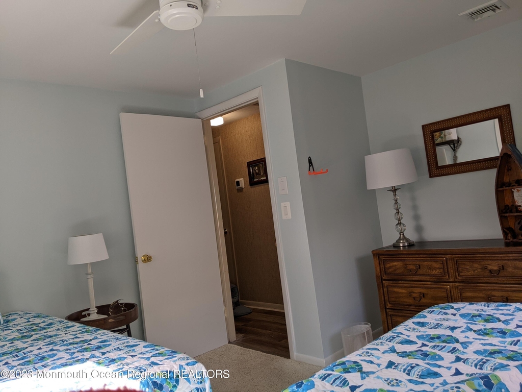 289 Monterey Circle - Photo 10