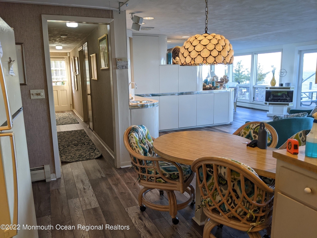 289 Monterey Circle - Photo 14
