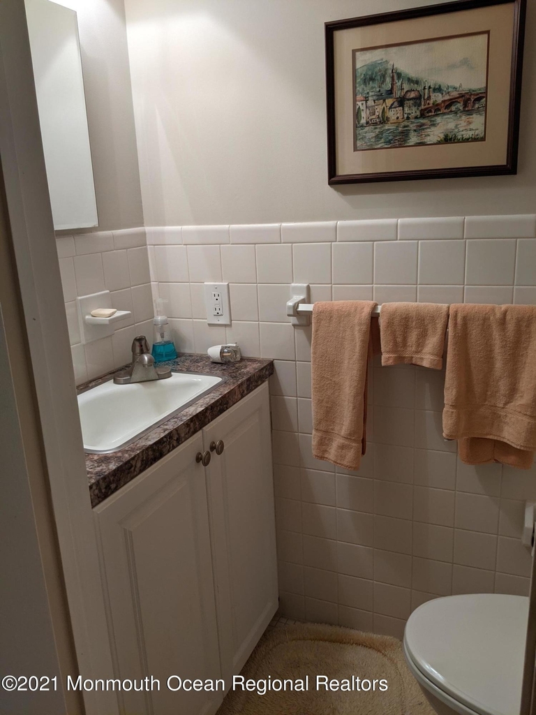 289 Monterey Circle - Photo 15