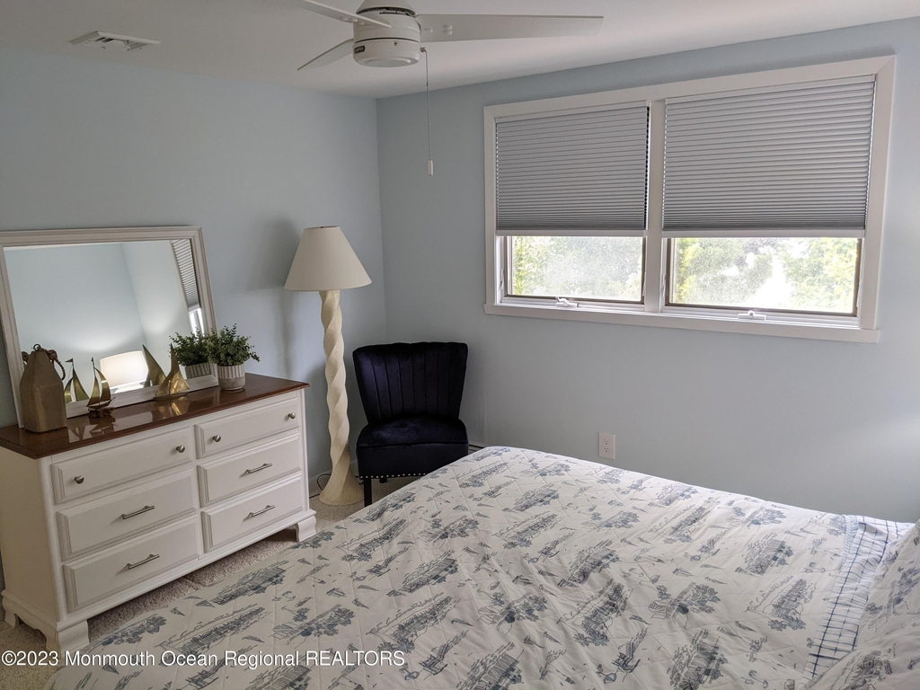 289 Monterey Circle - Photo 13