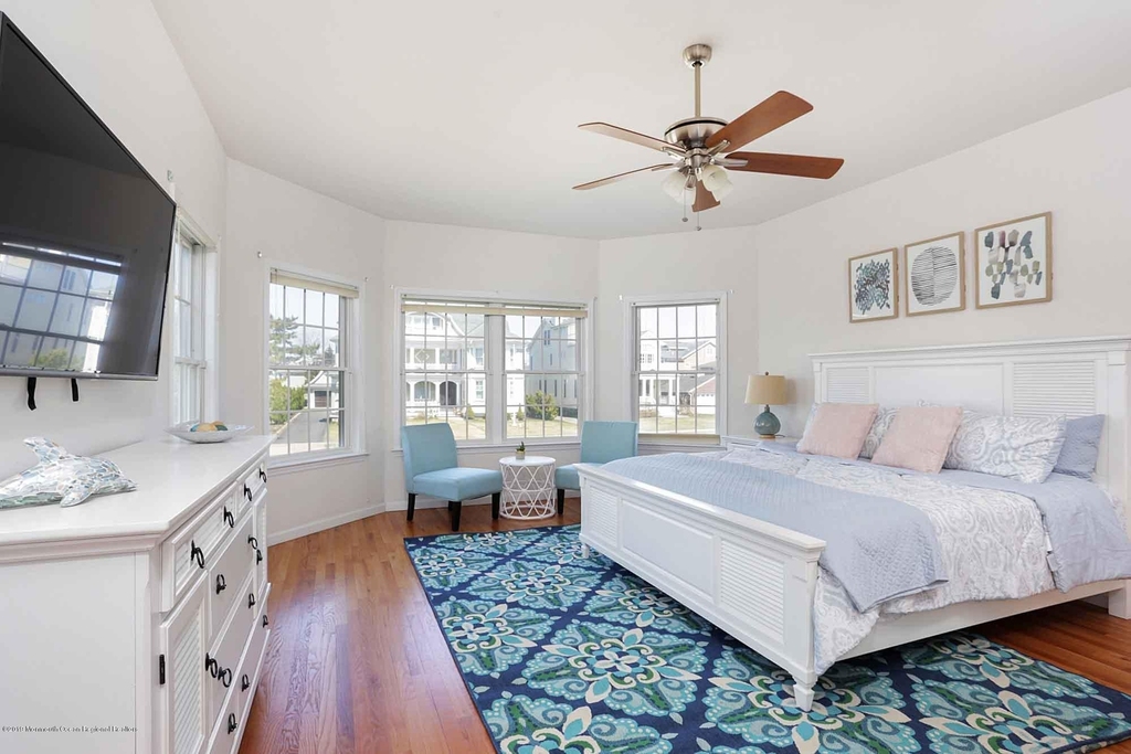 111 York Avenue - Photo 19