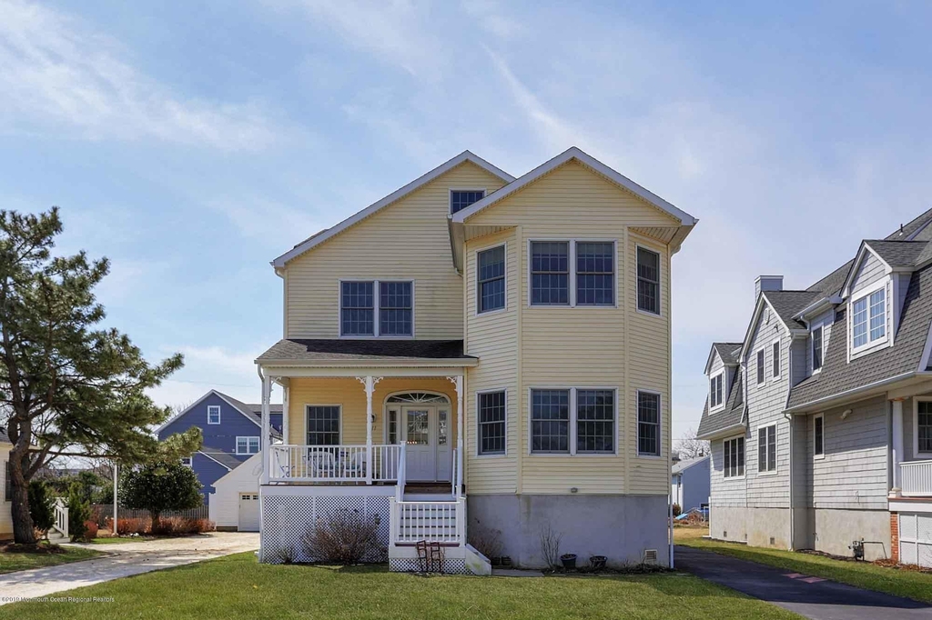 111 York Avenue - Photo 2