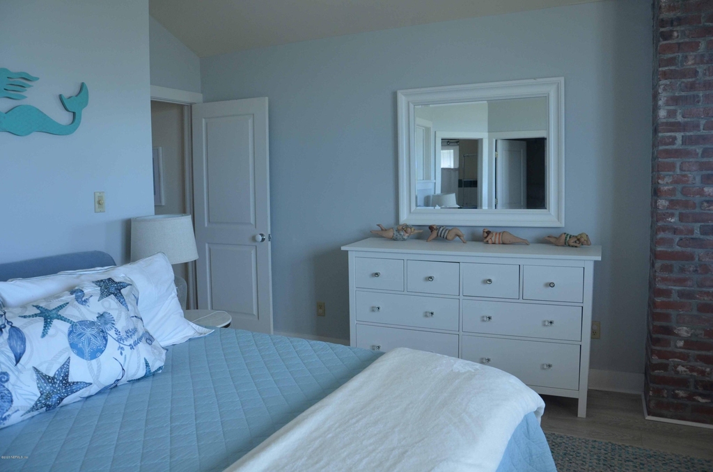 704 Ocean Front - Photo 30