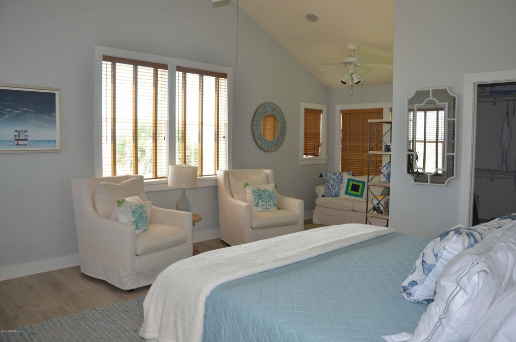 704 Ocean Front - Photo 21