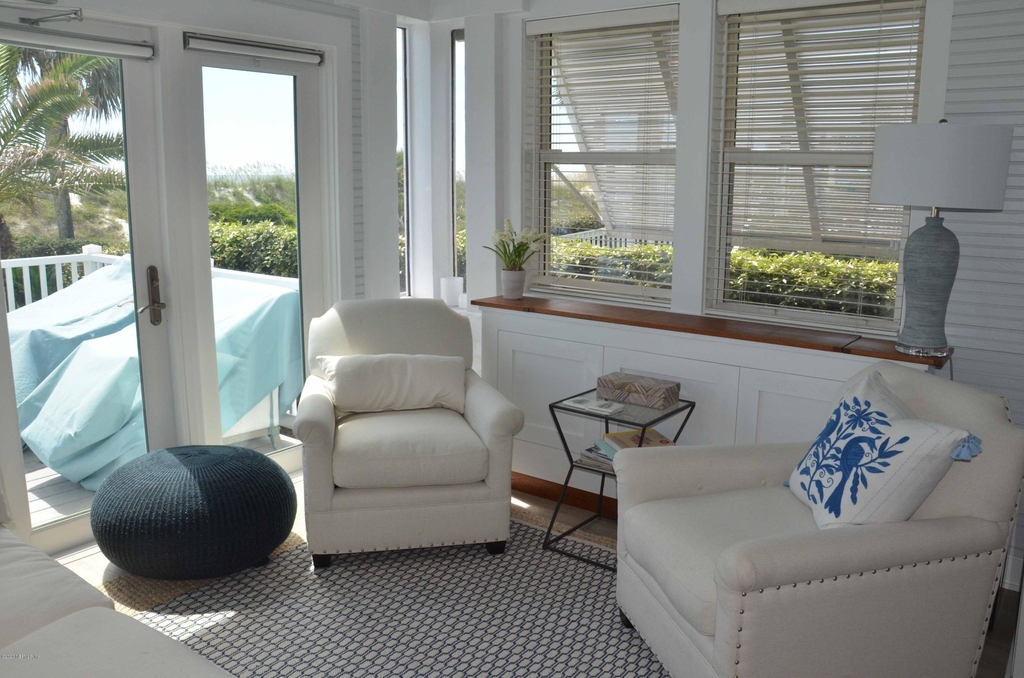 704 Ocean Front - Photo 9