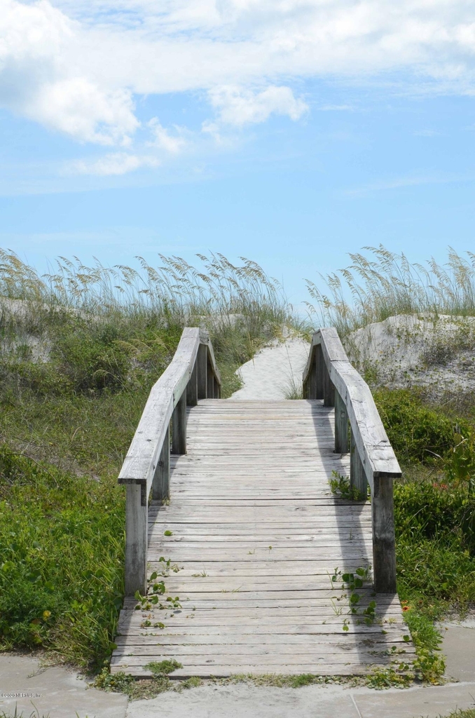 704 Ocean Front - Photo 39