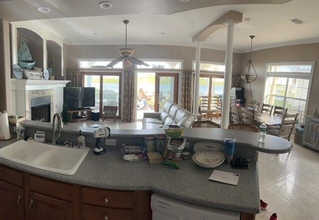 1405 S Riverside Drive - Photo 10