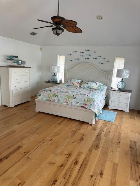 1405 S Riverside Drive - Photo 17