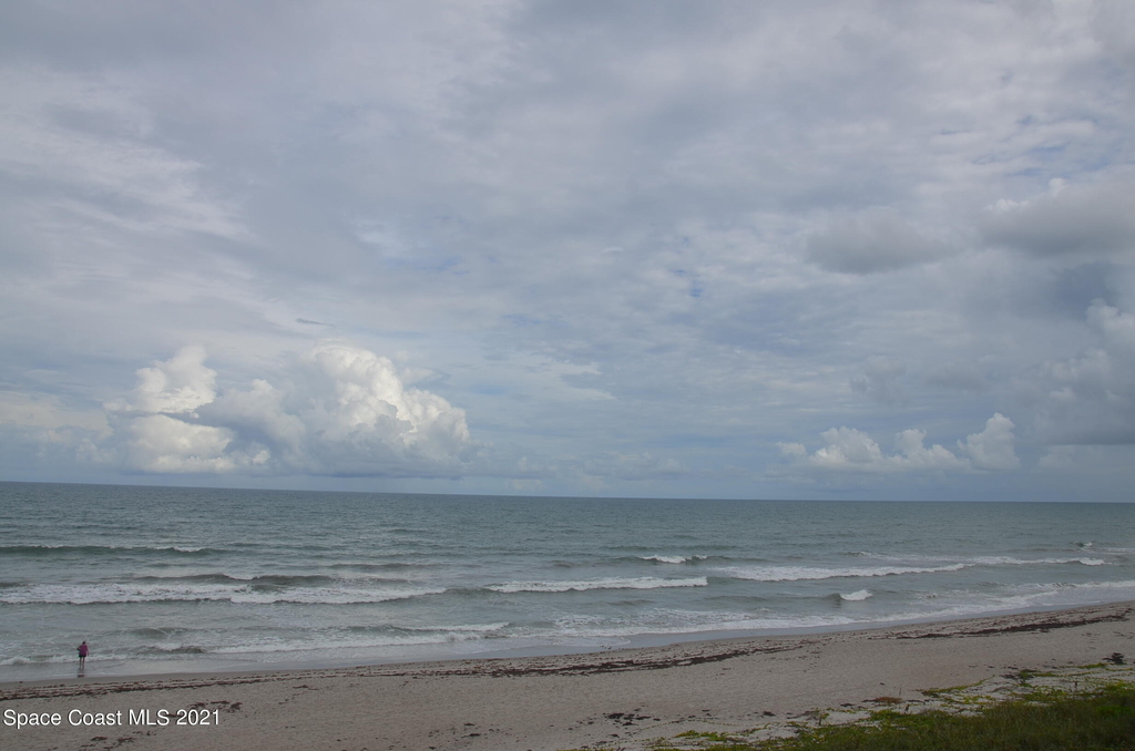 2065 Hwy A1a - Photo 2
