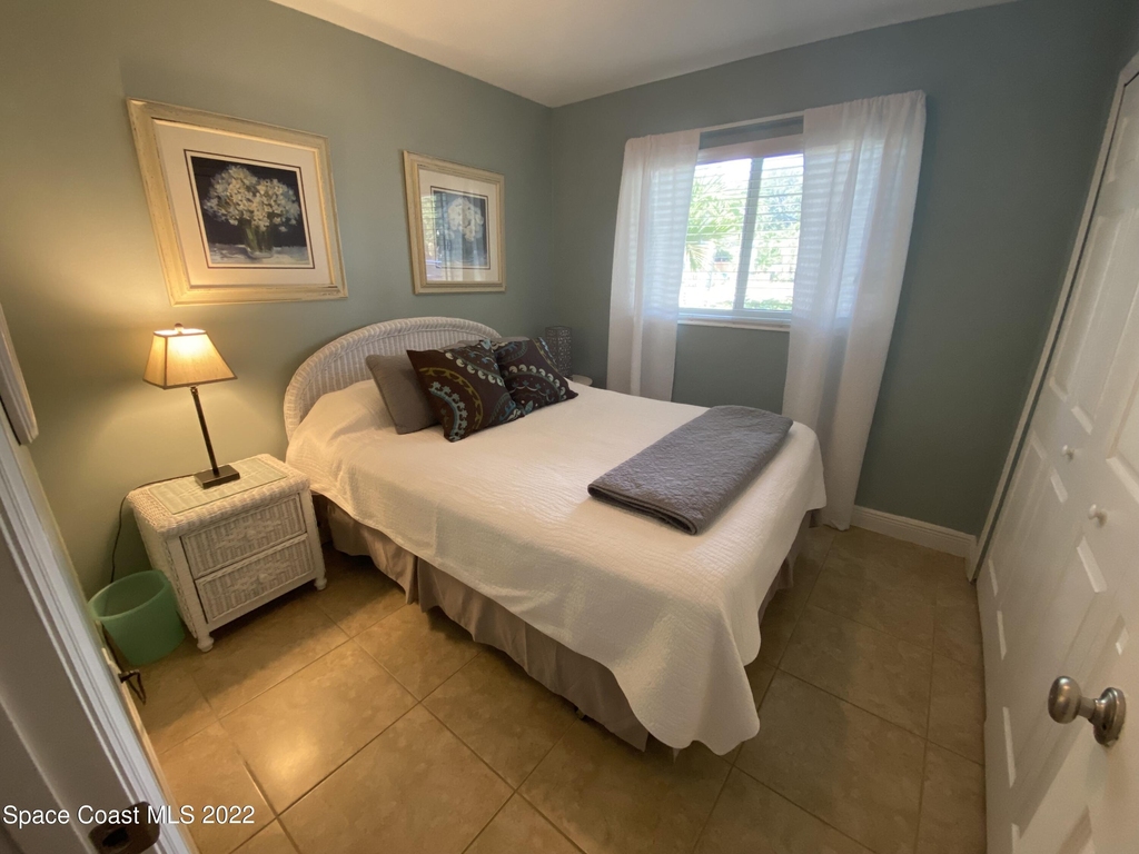 8800 Sea Shell Lane - Photo 3
