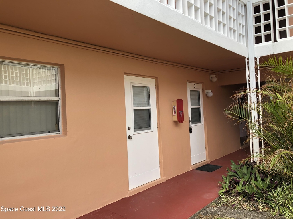 610 Jefferson Avenue - Photo 2