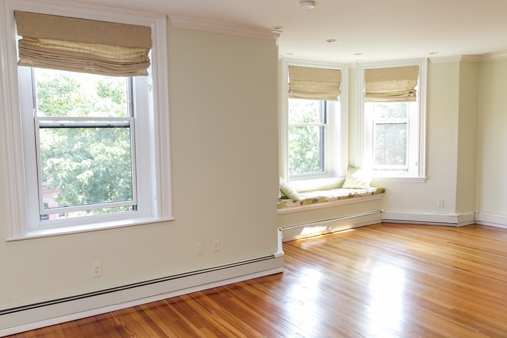319 Marlborough St - Photo 11