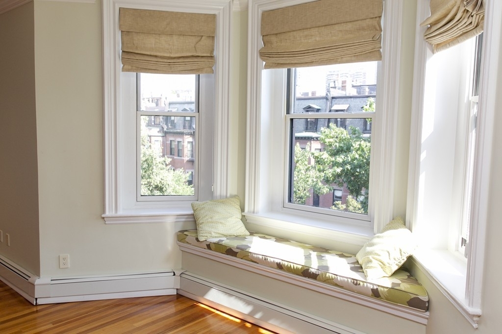 319 Marlborough St - Photo 8