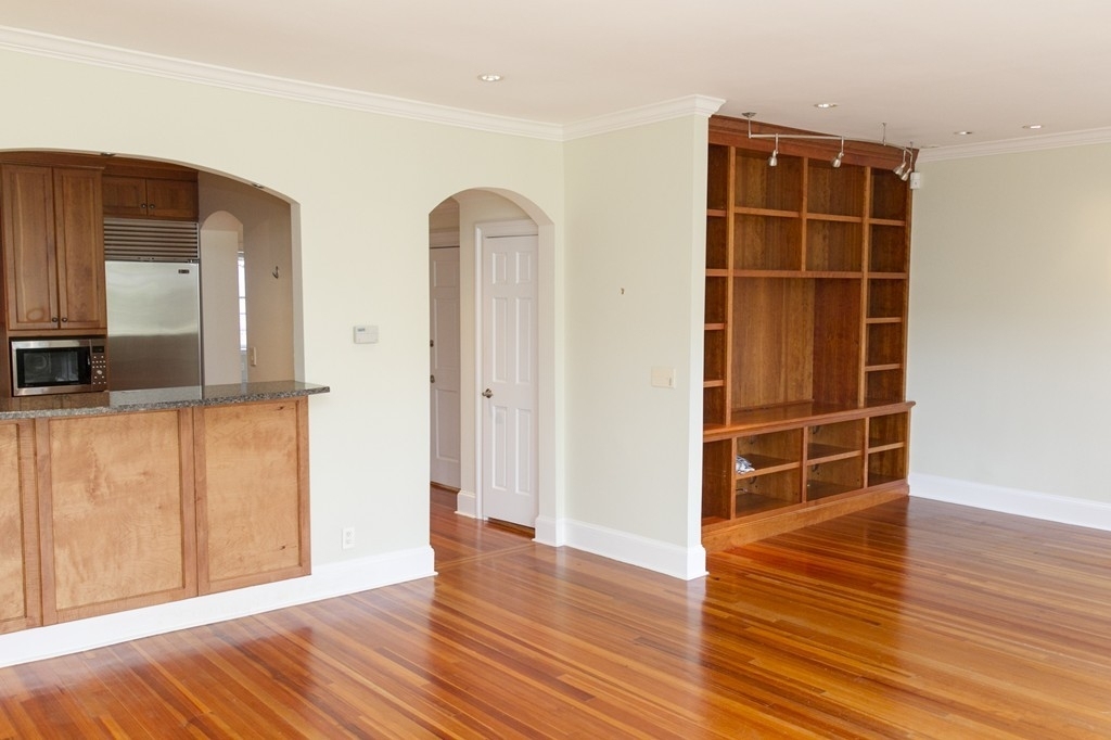 319 Marlborough St - Photo 7
