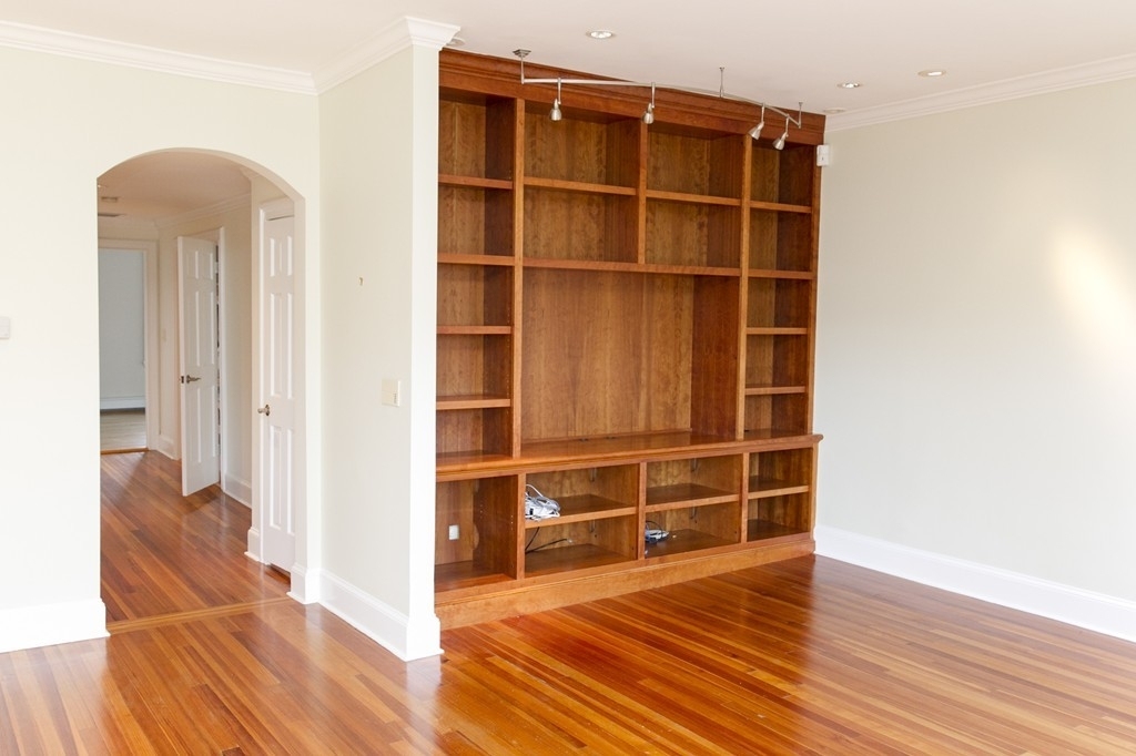 319 Marlborough St - Photo 6