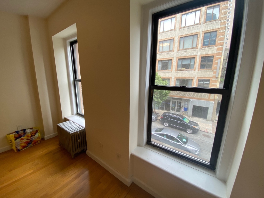 East 84th Street - Photo 1
