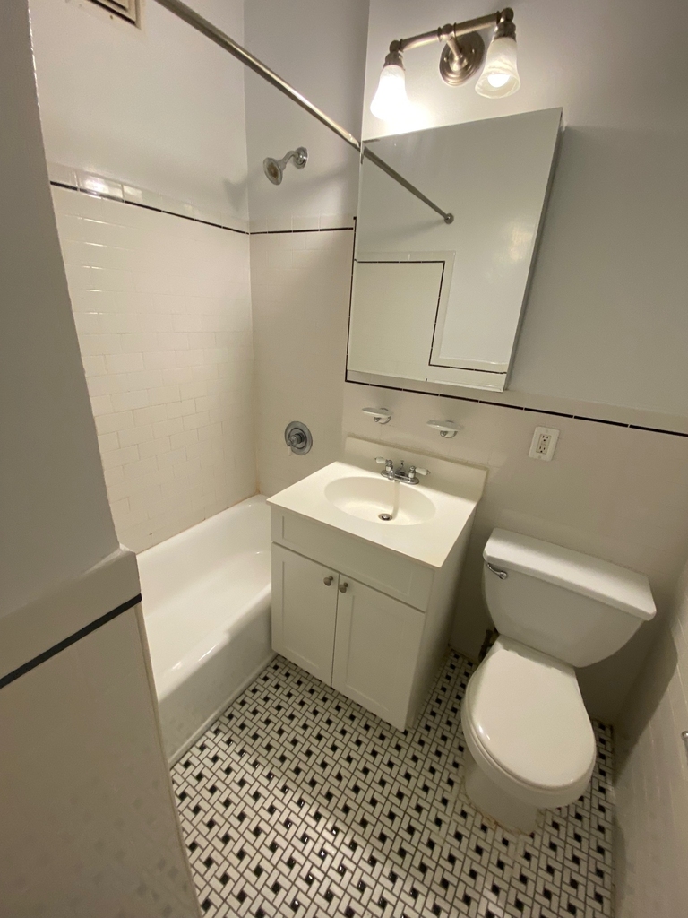 East 84th Street - Photo 5