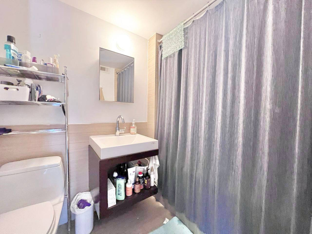 16 Meserole Street - Photo 11