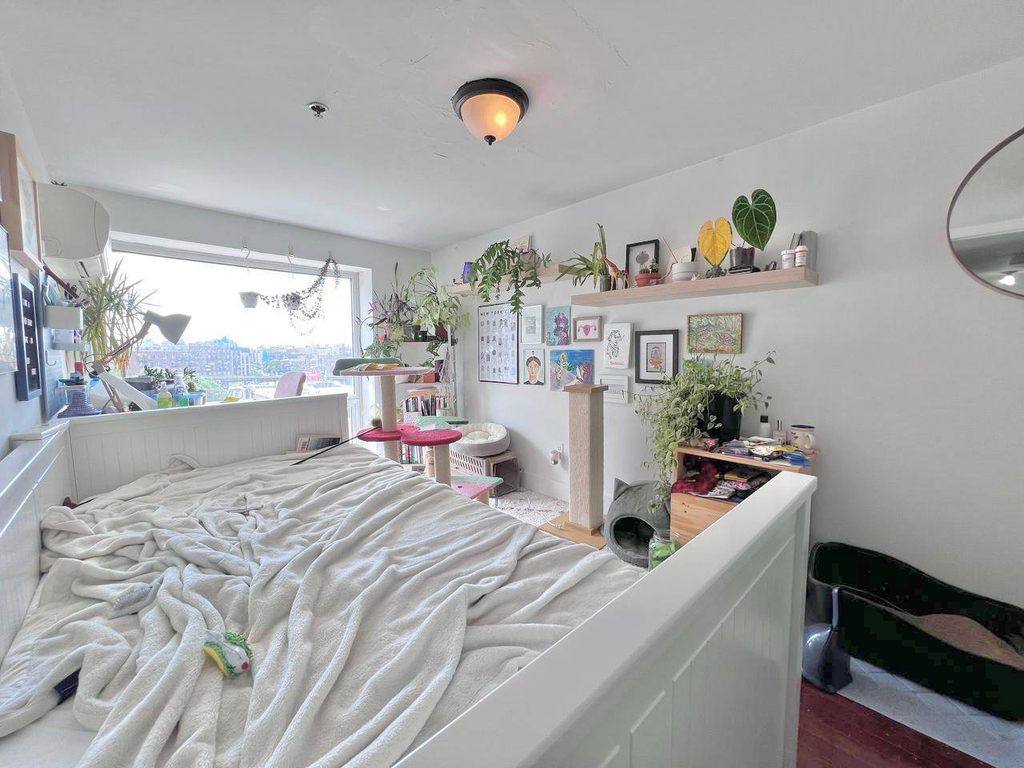 16 Meserole Street - Photo 8