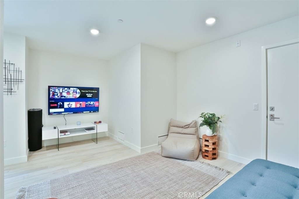 1529 Doheny Way - Photo 33