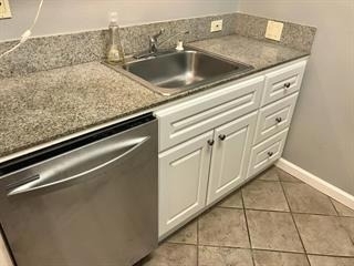 401 Norfolk Street - Photo 2