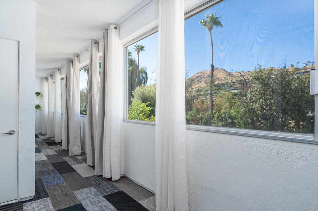 447 Desert Lakes Drive - Photo 28