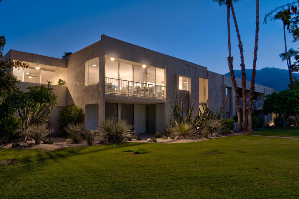 447 Desert Lakes Drive - Photo 32