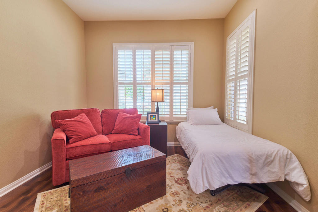43424 Bordeaux Drive - Photo 24