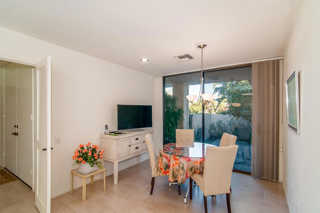 11 Wake Forest Court - Photo 3