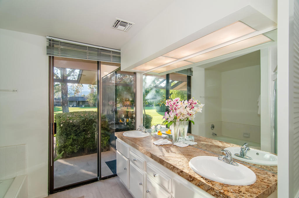 11 Wake Forest Court - Photo 15