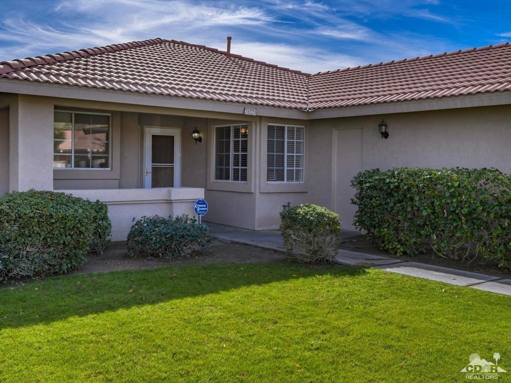 78225 Desert Fall Way - Photo 2