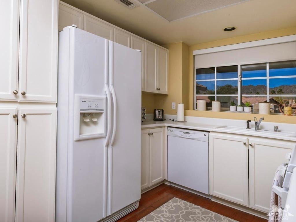 78225 Desert Fall Way - Photo 8