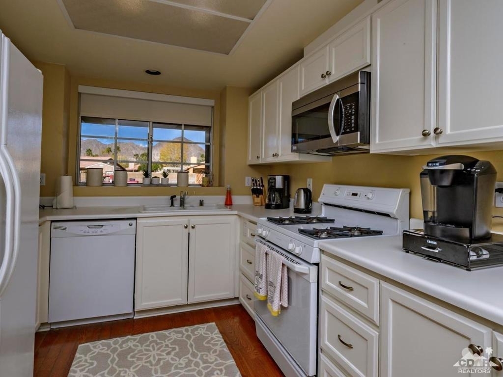 78225 Desert Fall Way - Photo 7