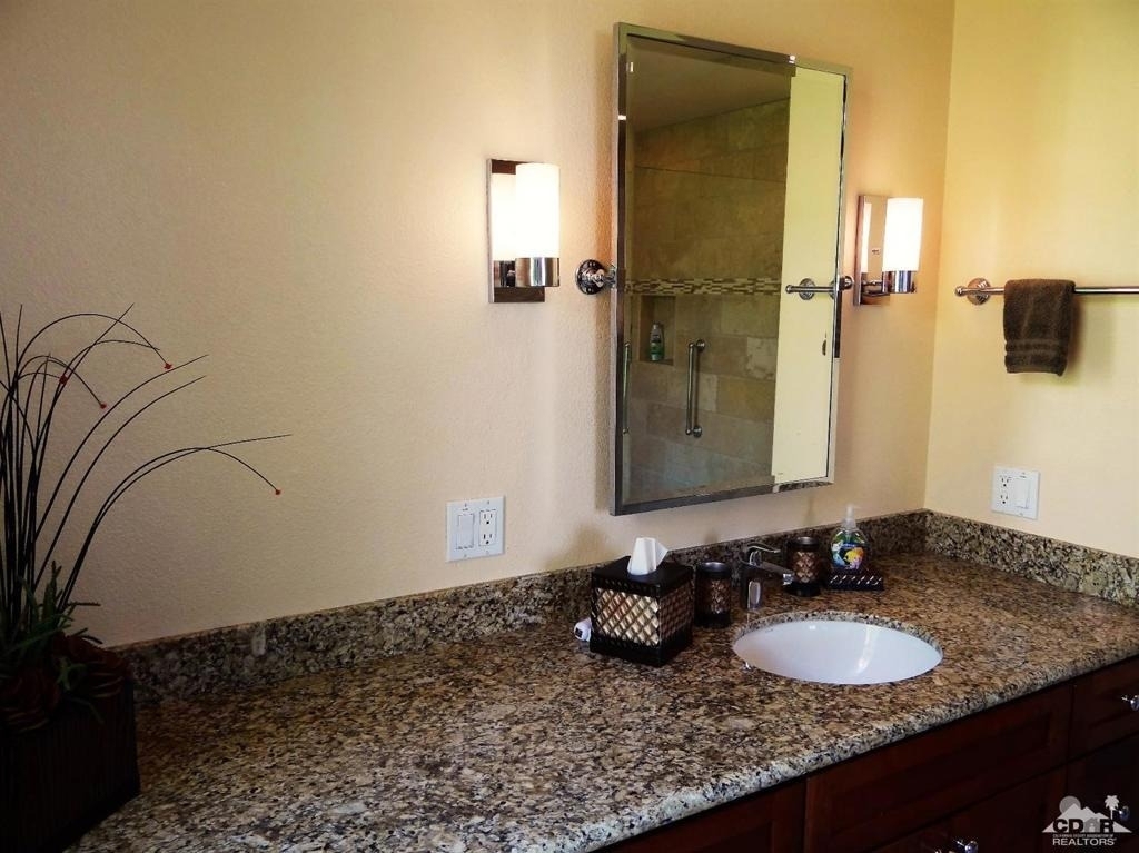 47128 El Menara Circle - Photo 21