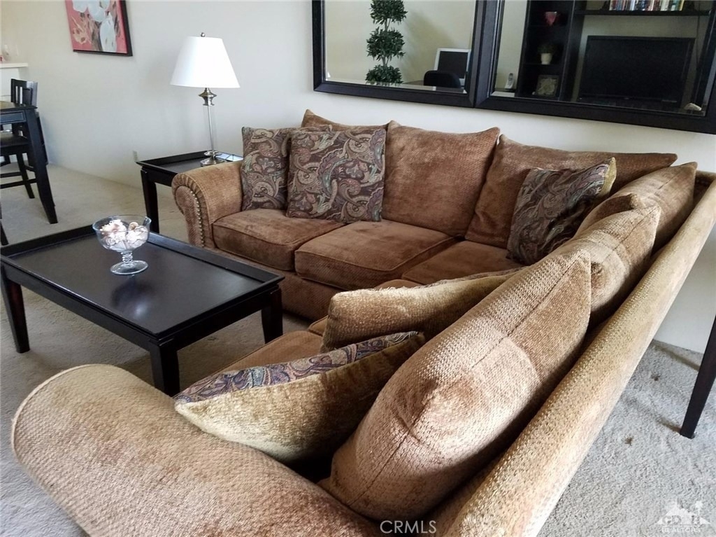 76668 Chrysanthemum Way - Photo 2