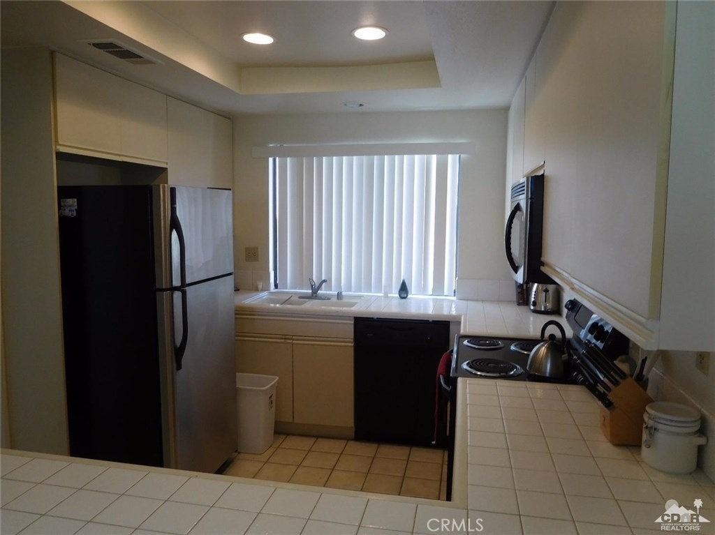 76668 Chrysanthemum Way - Photo 7