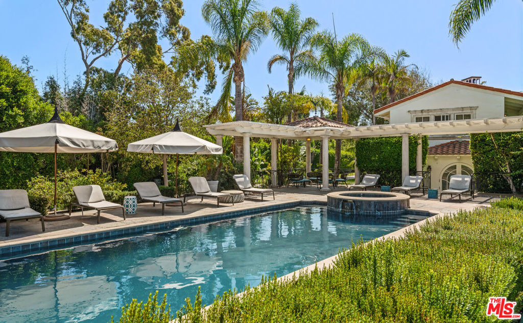 28899 Cliffside Drive - Photo 0