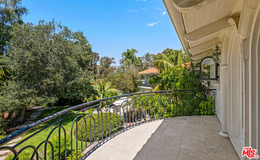 28899 Cliffside Drive - Photo 22