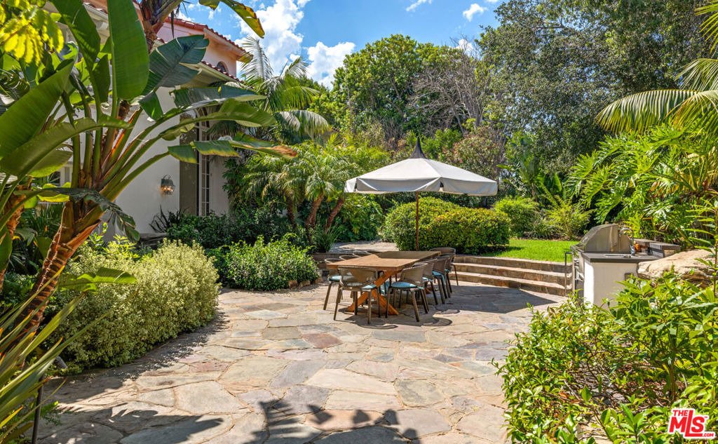 28899 Cliffside Drive - Photo 43