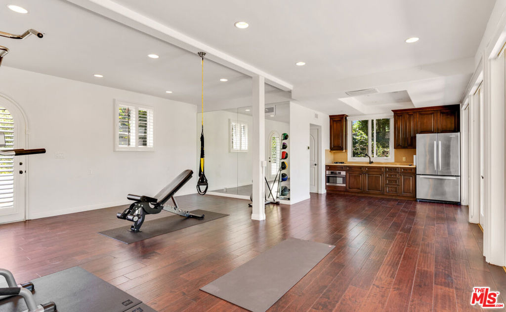 28899 Cliffside Drive - Photo 46